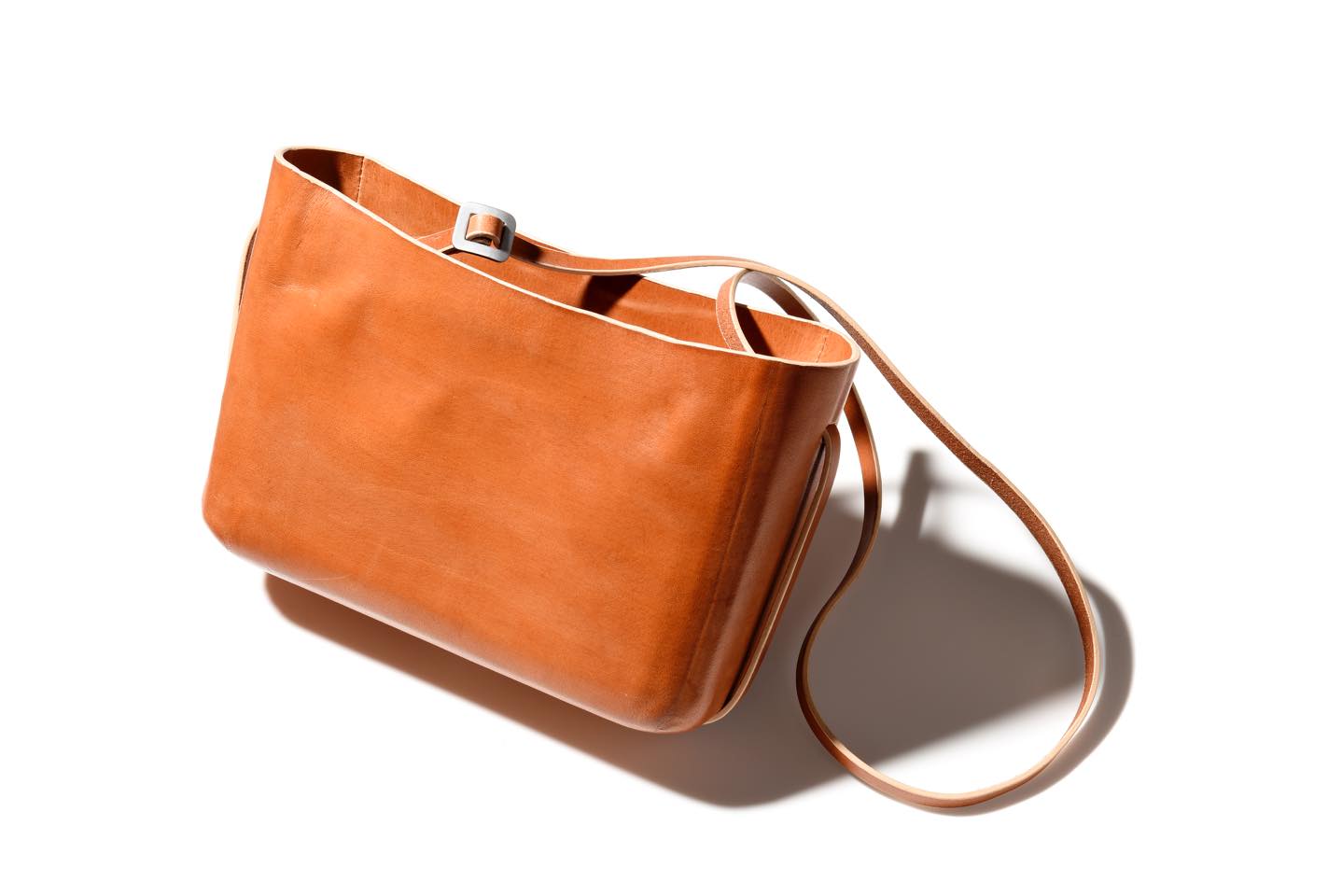 バッグ【W00×H00×D00cm】¥64,000(セコンド ショールーム〈チェッキ デ ロッシ〉)