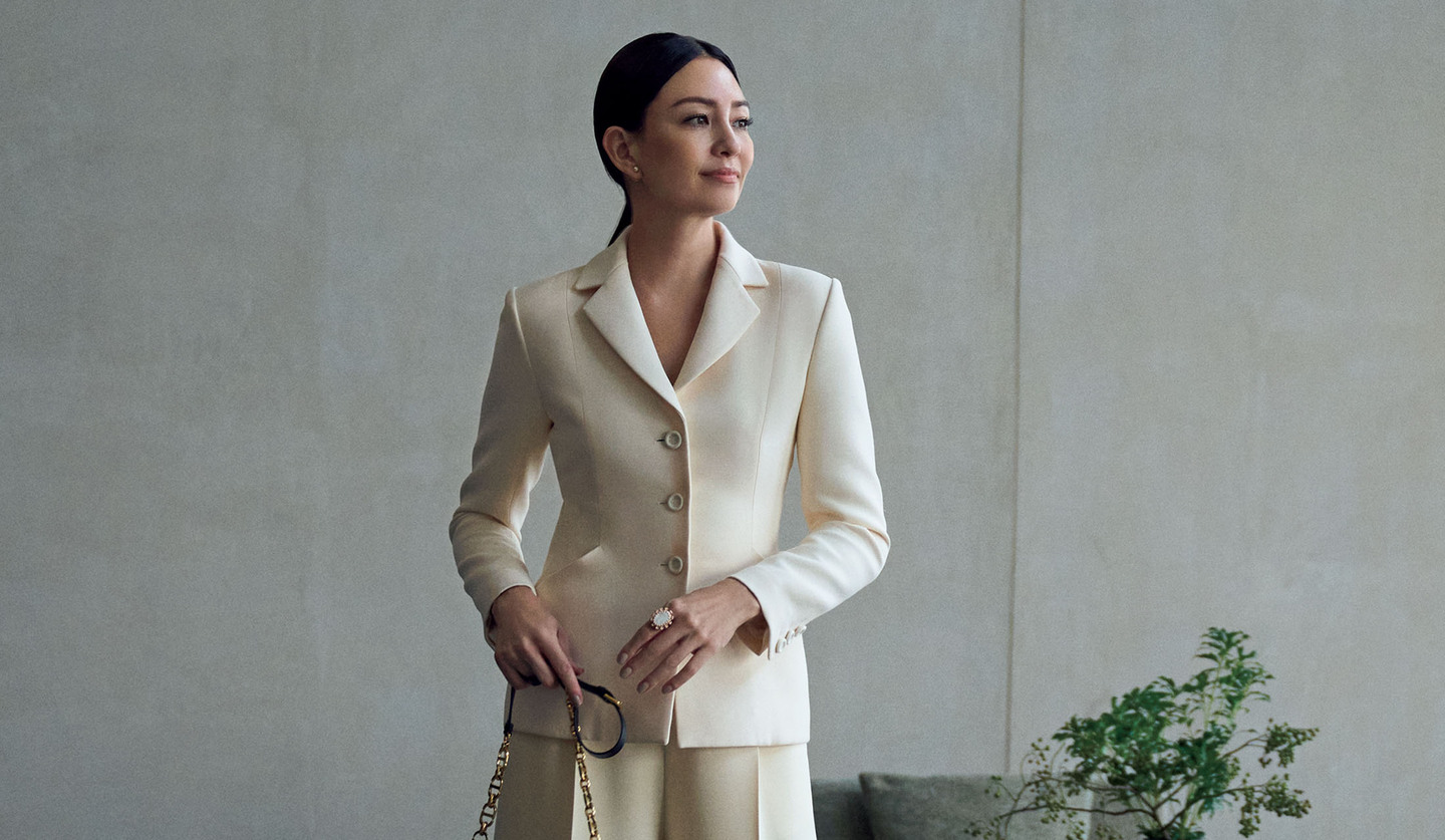 「ディオール」のウエアを着用したモデルのRINAさん