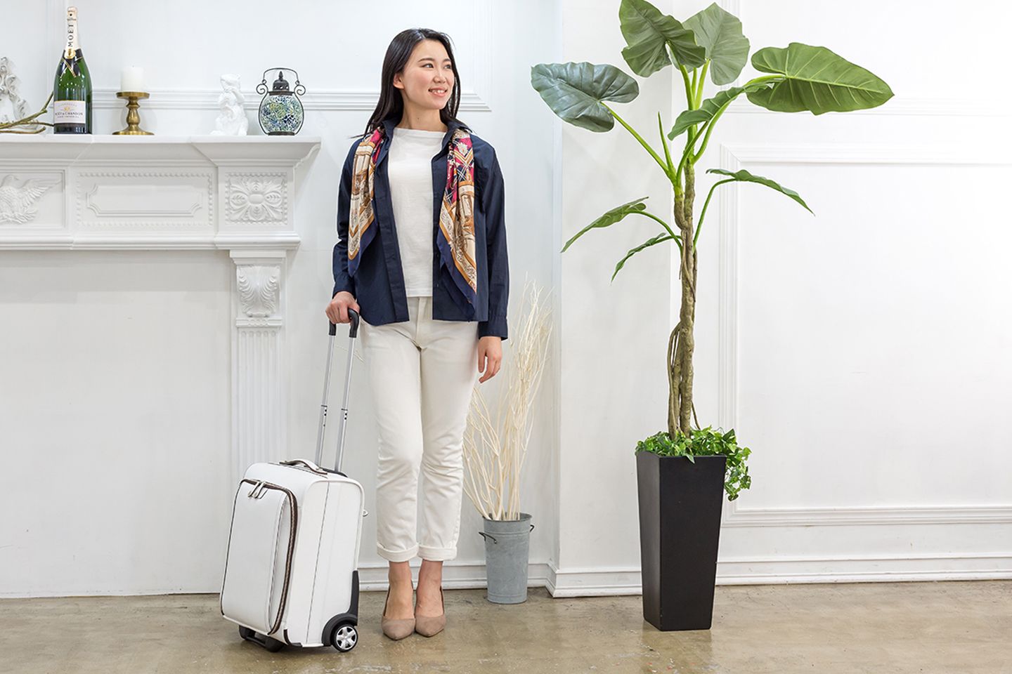 キャリーバッグ(CARRY BAG)¥180,000【サイズ:縦37.5×横27.5×高さ50cm、重さ:約3,700g】