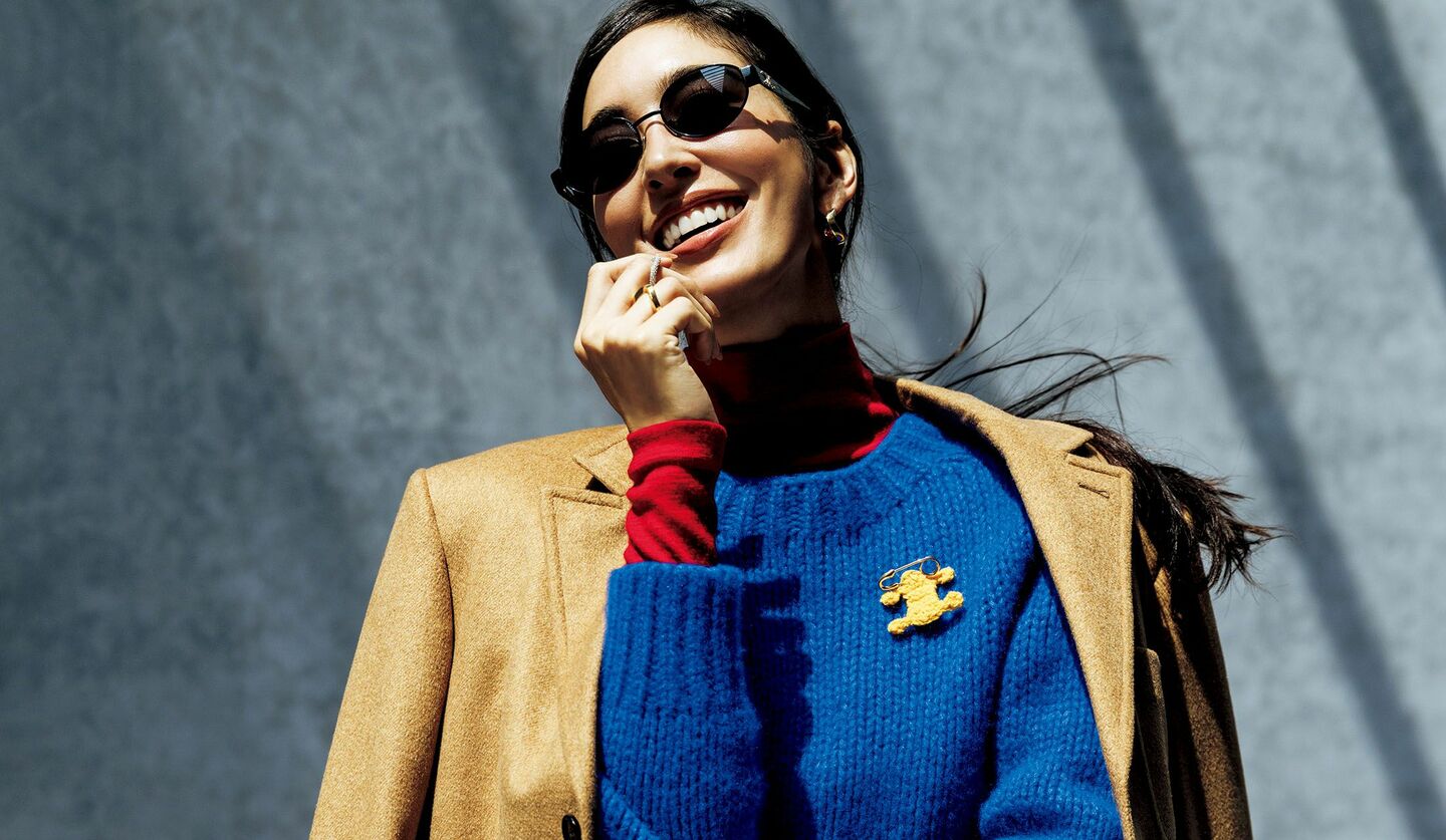 「セリーヌ」のウエアを着用したモデルの立野リカさん