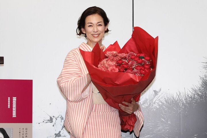 鈴木保奈美さん