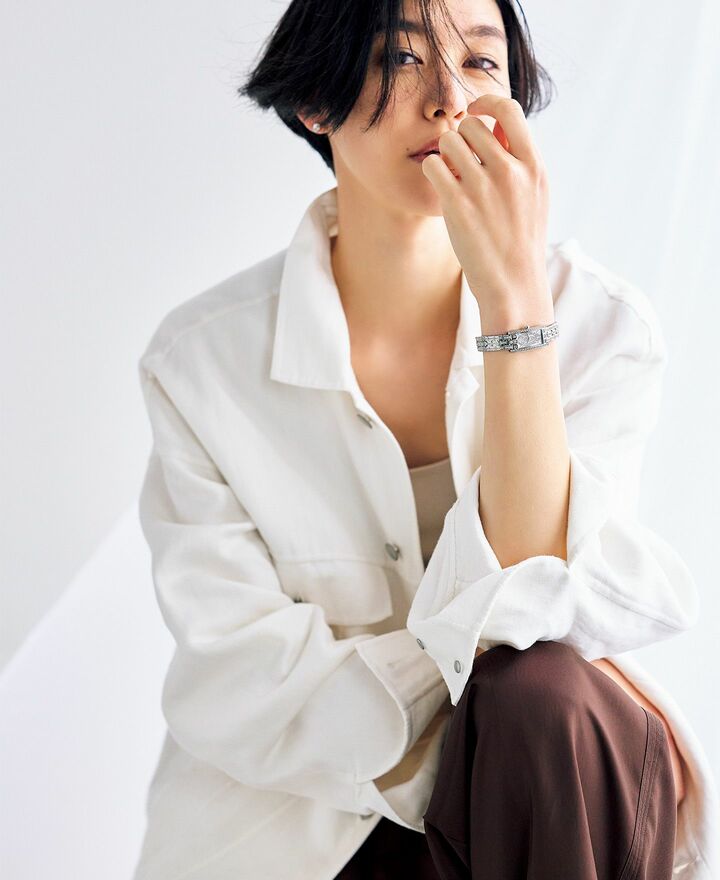 時計_4,高級時計_2,ジャケット_1,パンツ_4,大人コーデ_4,夏コーデ_4,デニム_4