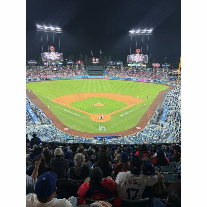 ドジャースタジアムのナイトゲーム