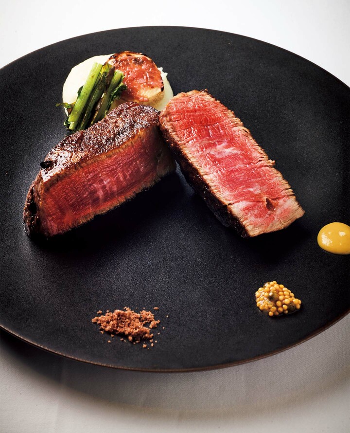 「Steak Dining Vitis」の炉窯焼きステーキ ヒレ