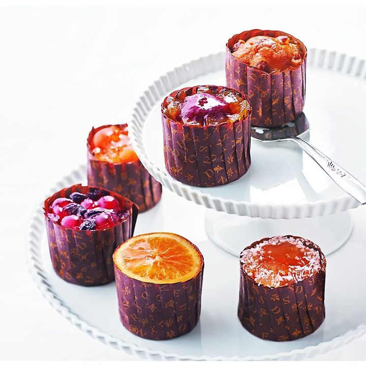 「花とスイーツ ギフトセット 花束とフレンチカップケーキ」(ホシフルーツ)