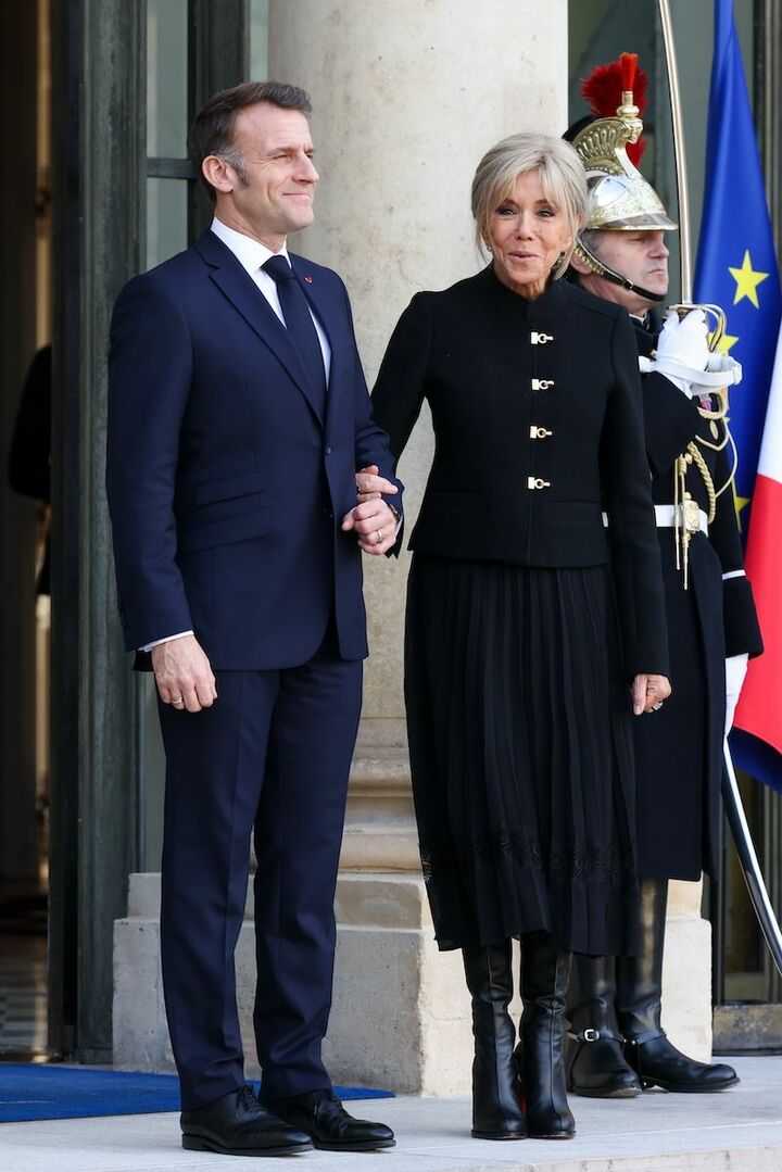 ファッションニュース_2,セレブ_2,大人コーデ_2,ジャケット_2,ワンピース_1