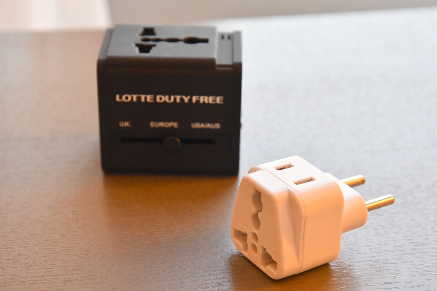 ユニバーサル対応の電源変圧器