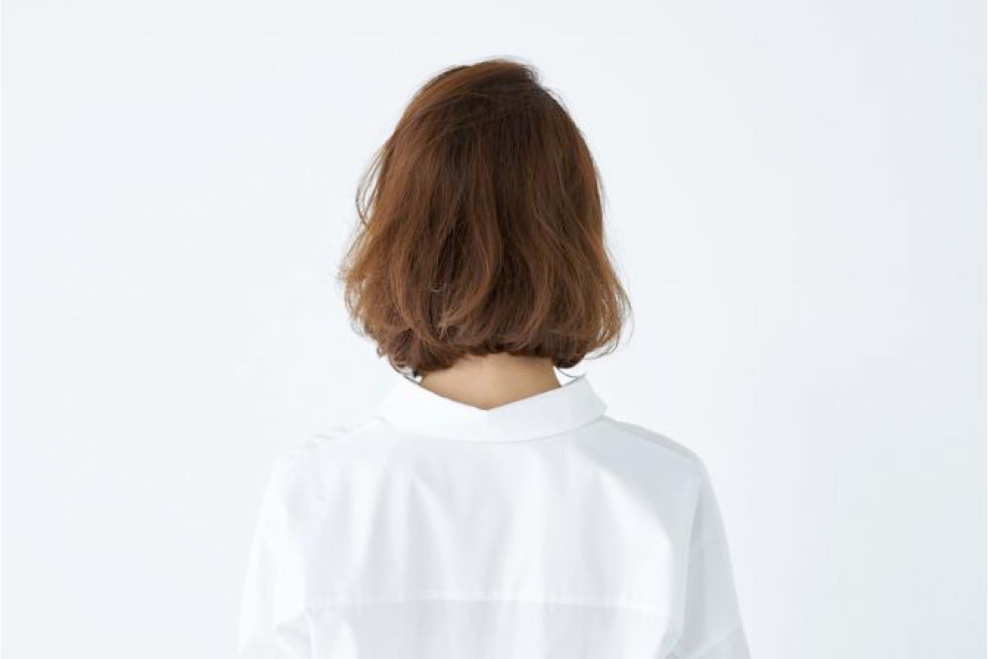 ミディアムヘア:BACK