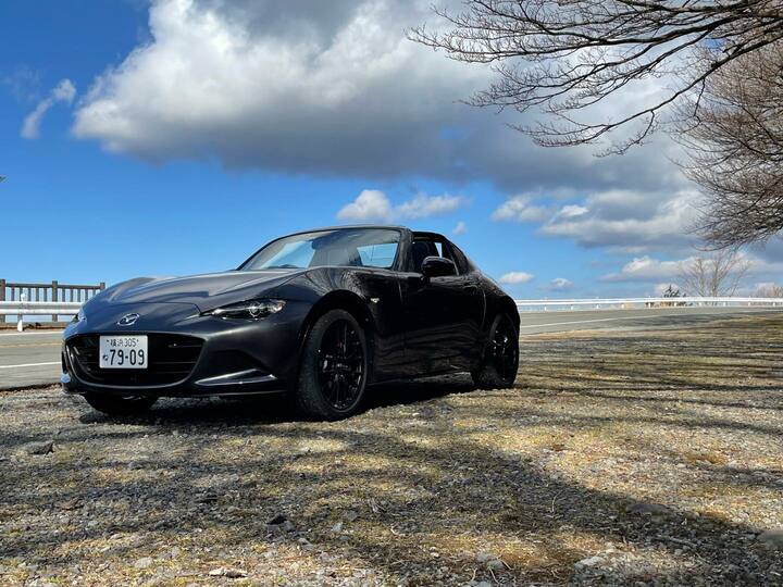 2リッターエンジン搭載のロードスターRF。
