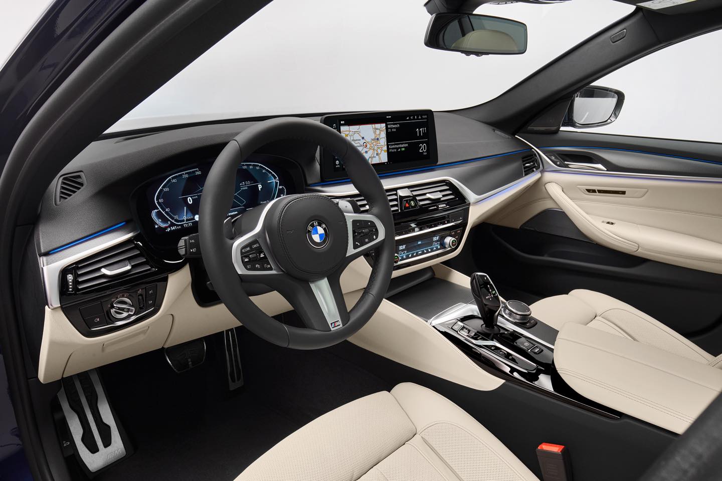 最新のBMWのアーキテクチャーが採用されたダッシュボード。