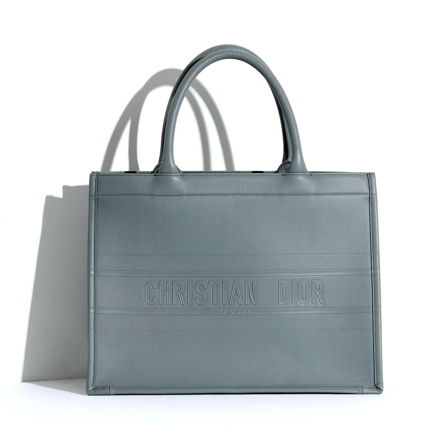 バッグ「ブック トート(スモールバッグ)」¥300,000 【縦28×横36.5×マチ17.5cm】 ※全5色展開