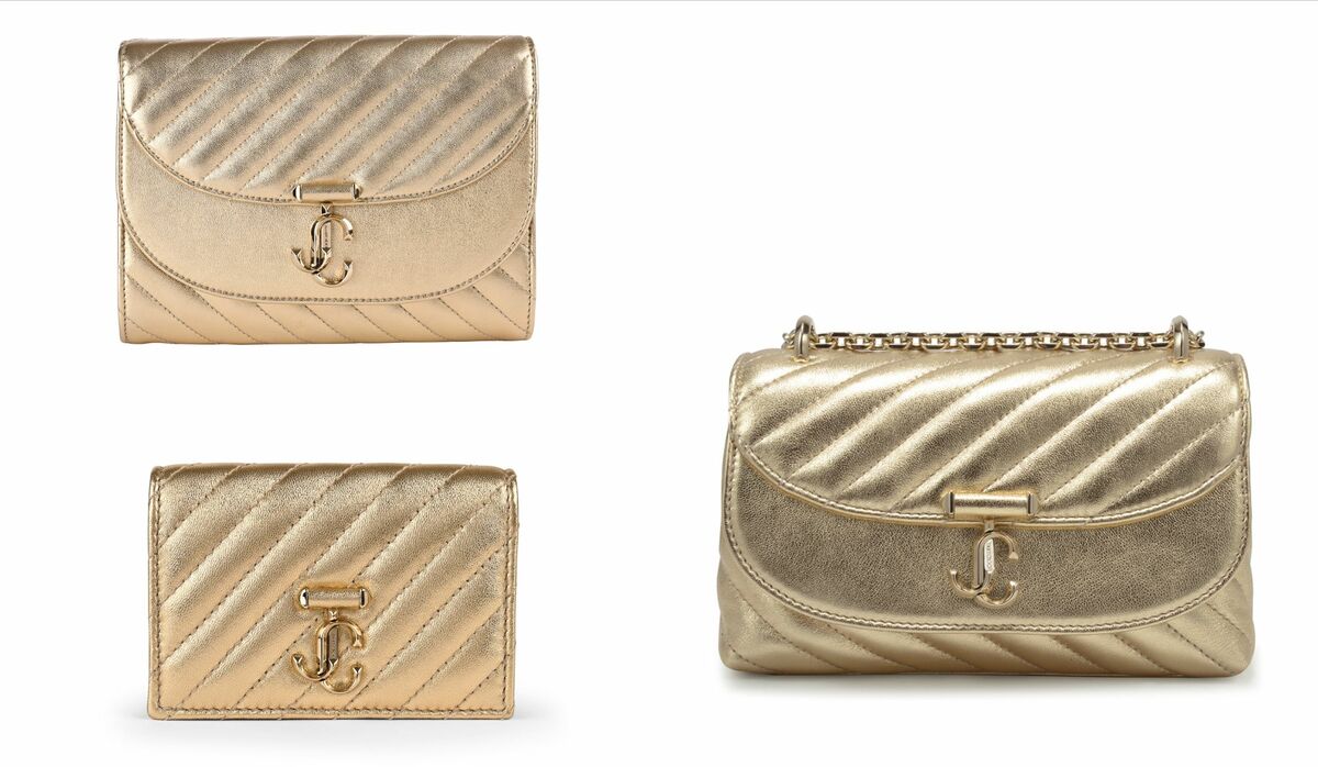 フェスティブに輝くゴールドのキルティング！JIMMY CHOOの人気「カーブ