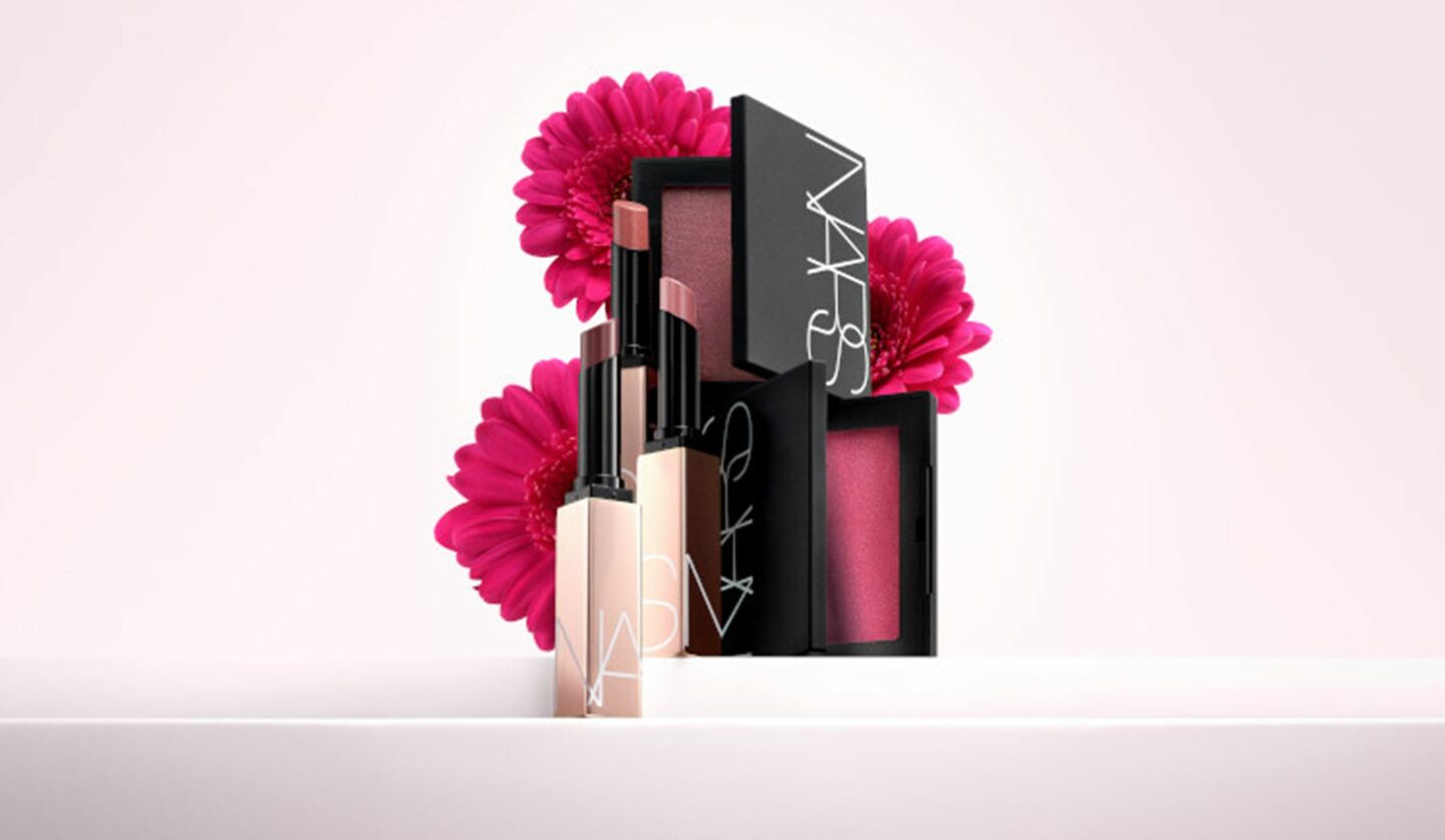 アフターグロー センシュアルシャイン リップスティックとブラッシュ N