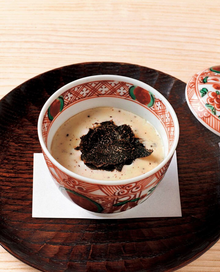 「虎白」の トリュフ 茶碗蒸し