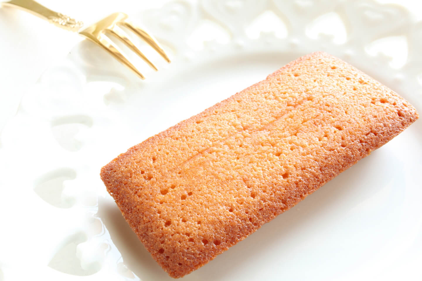 フィナンシェは、チョコレートが入ったものや、抹茶など和の材料を使ったものなど、バリエーションが豊富