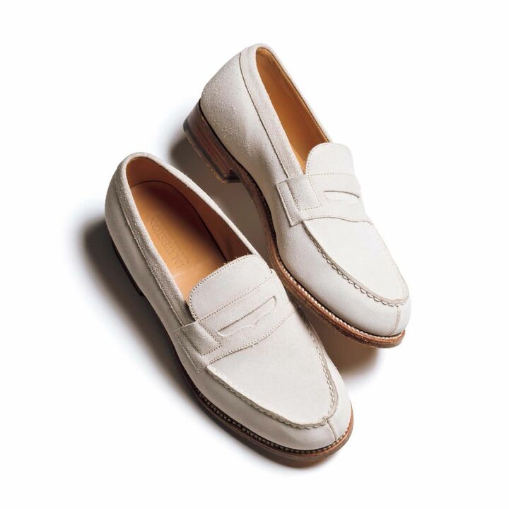 靴￥141,000／オ ーダー価格（J.M. WESTON 青山店）　［Precious2019年6月号84ページ］