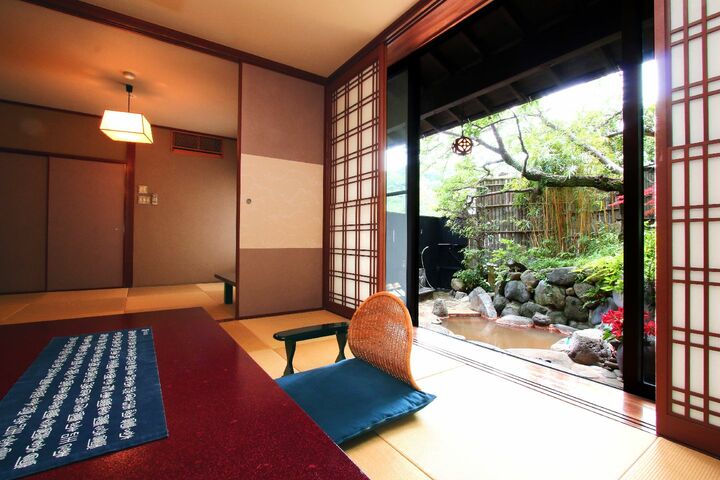 客室「月の間」の室内