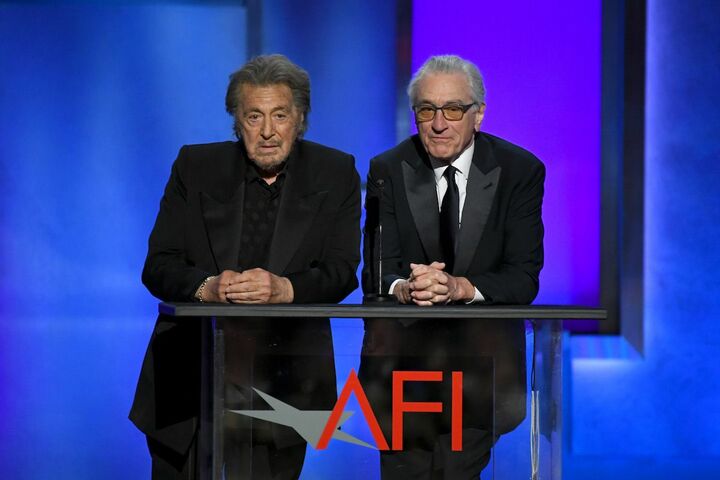 映画『ゴッドファーザー』の監督、フランシスフォード・コッポラ監督が功労賞を受賞し、ふたりもセレモニーに参加。