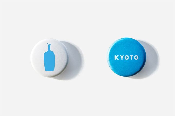 ピンバッジ(¥550)の売り上げは全額、京都が取り組むさまざまな保全、継承プロジェクトに役立てられる
