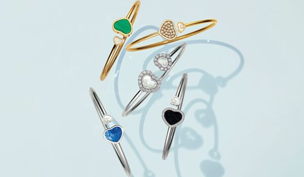 遊び心に溢れた「ショパール」のハート形バングル|バイタリティに満ちたモチーフをスタッキングして個性豊かに