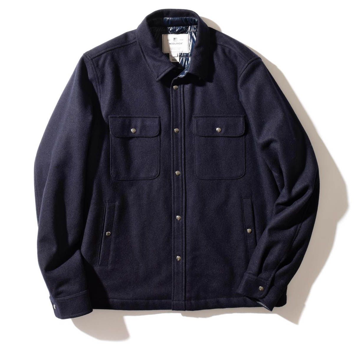シャツアウター¥48,000(ウールリッチ 青山店)