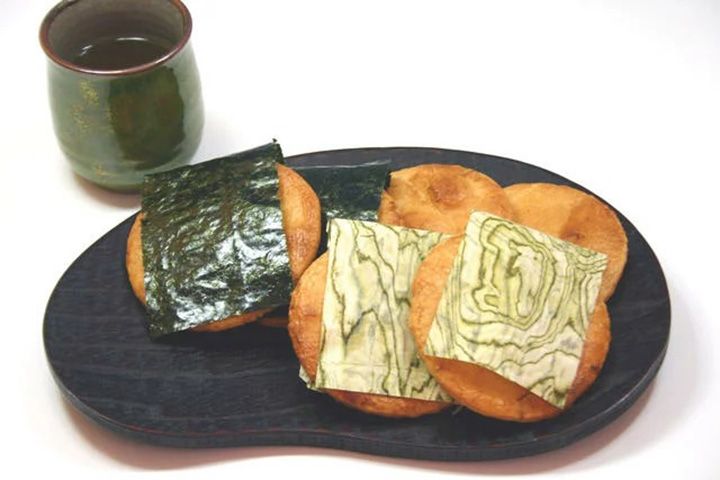 「草加炭火焼煎餅」(草加煎餅ほりゐ)(価格 ¥4,160)