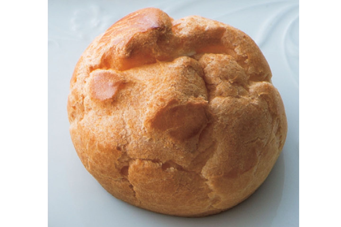【15】大和「欧風菓子 クドウ」のシュークリーム