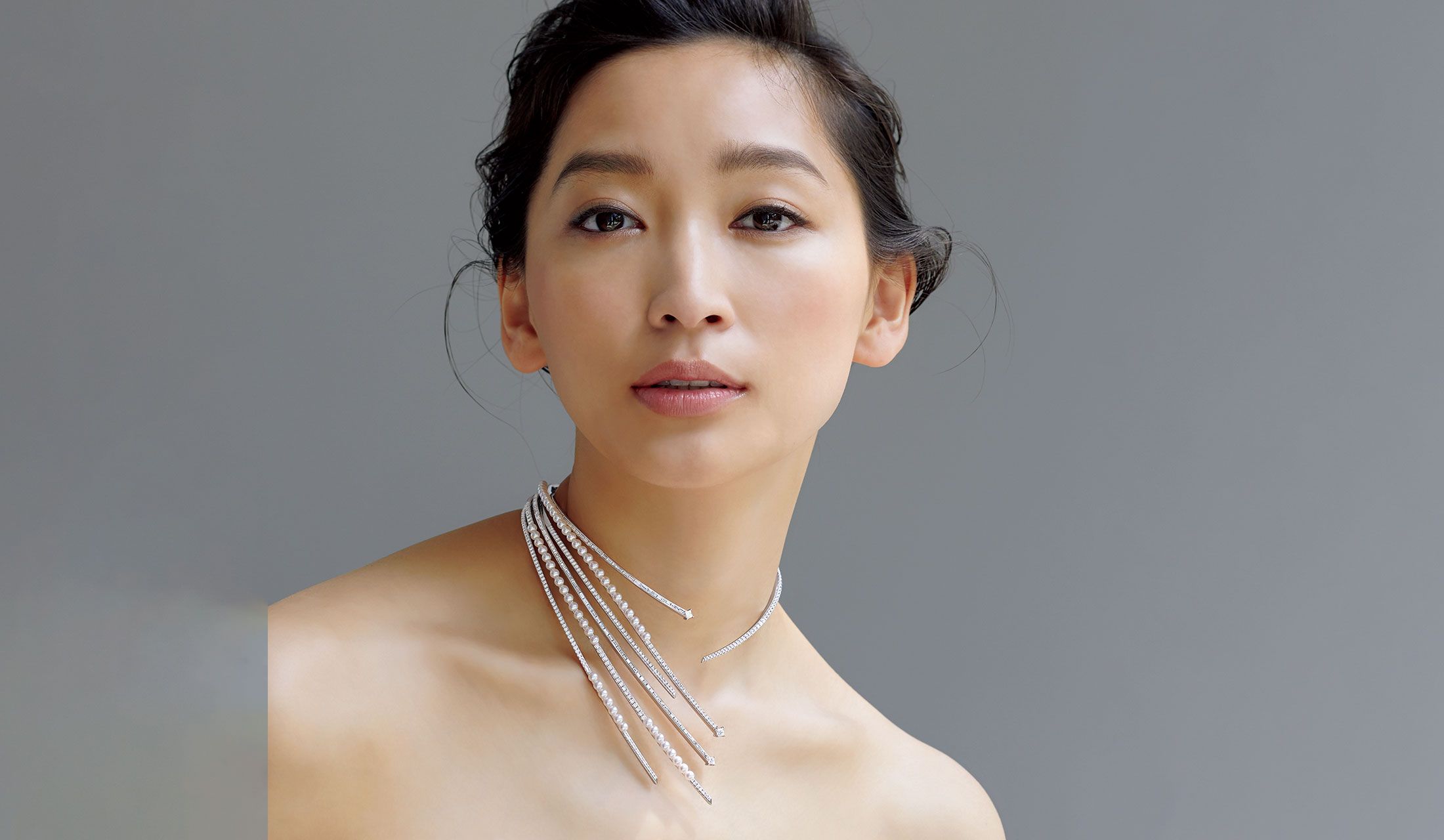 女優・杏さんが纏う！「TASAKI Atelier」の新感覚パール＆ダイヤモンド