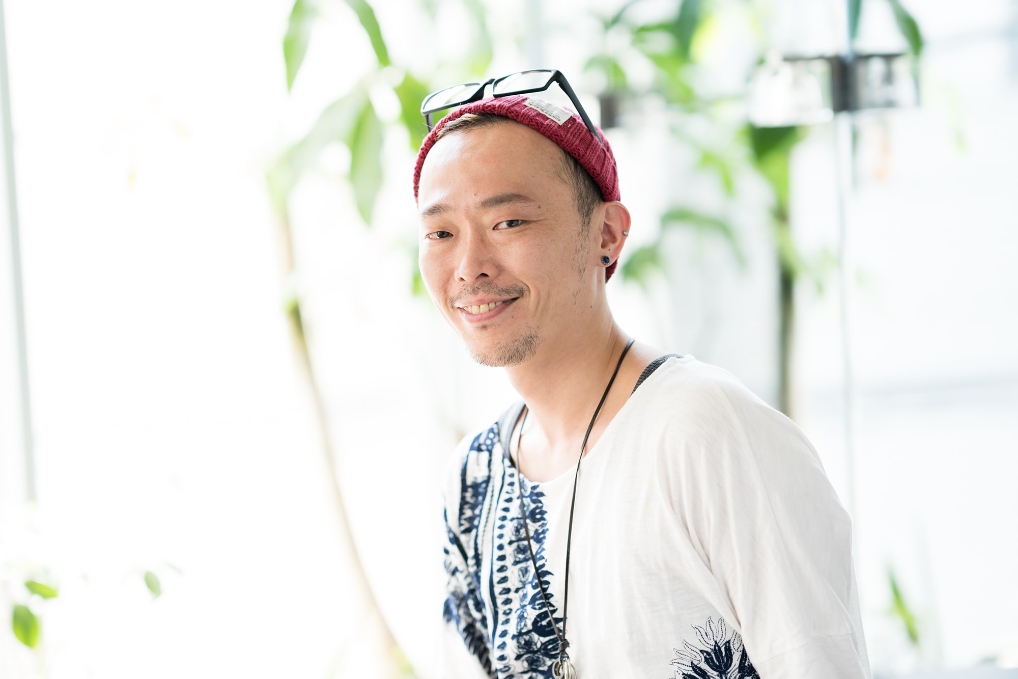 FIX-UP スタイリスト・幡矢智之さん。お気に入りのレストランが魚卵専門店。「みんなとワイワイ楽しく食事をするのが大好きです」