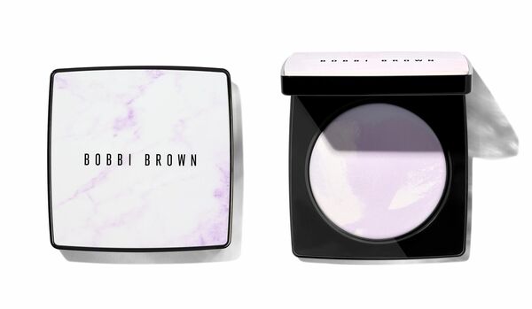 【ボビイ ブラウン】シアーフィニッシュ ブラーリング パウダーに限定ニューシェードが登場 
