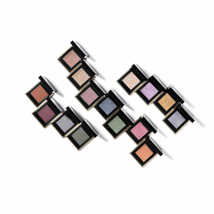SUQQU トーン タッチ アイズ 各¥4,070(左上から/01、02、03、04、中央上から/05、06、07、08、09、10、11、右上から/12、13、14、15)