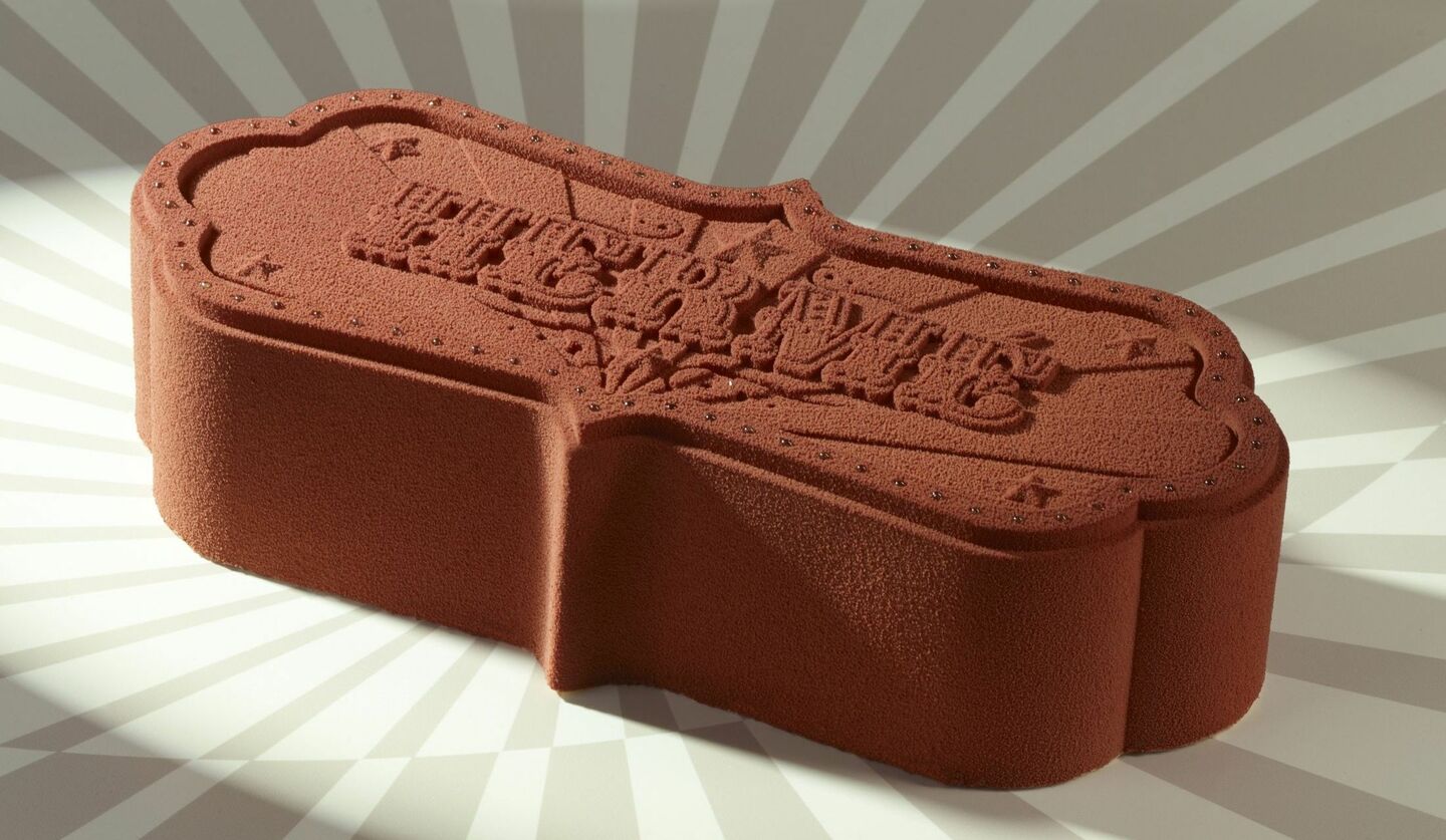 「ピエール・エルメ・パリ」のクリスマスケーキの画像