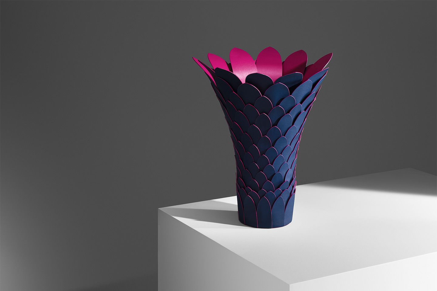 花瓶「Tropicalist Vase」¥1,080,000(予定価格・税抜)