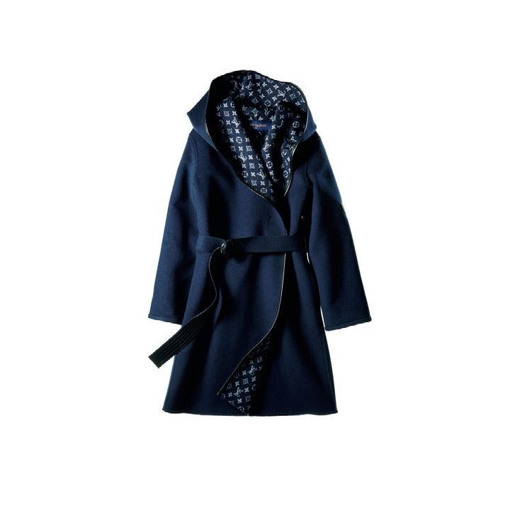 コート￥580,000（ルイ・ヴィトン）　[Precious2018年10月号89ページ] 