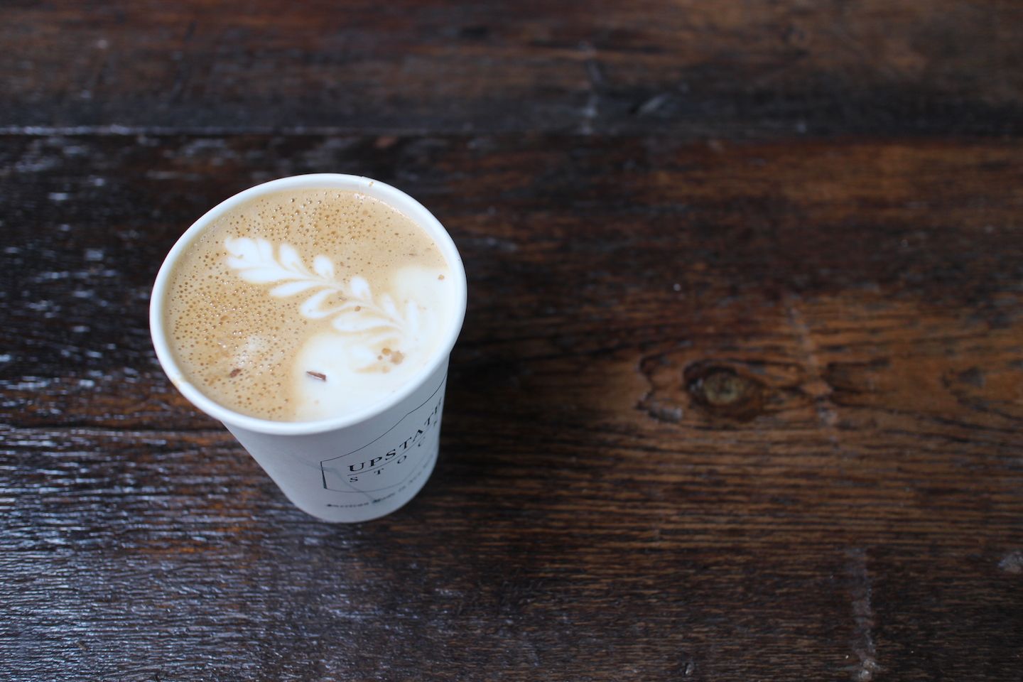 このカフェの看板ドリンク、Campfire Latte($4.75)