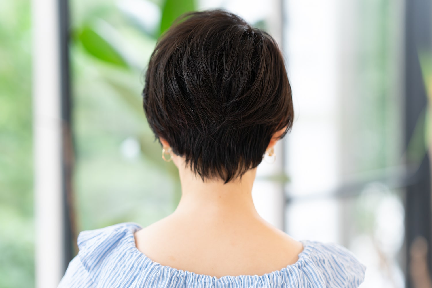 くせ毛前髪｜くせを生かすヘアスタイル集とうねりを直すスタイリング方法をご紹介 Precious.jp（プレシャス）