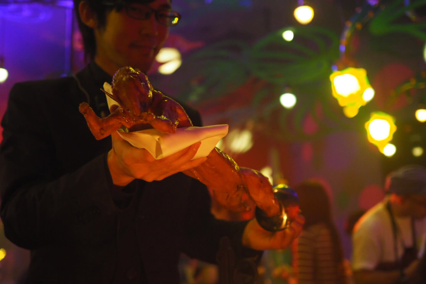 ウサギの丸焼きはなかなかお目にかかれません