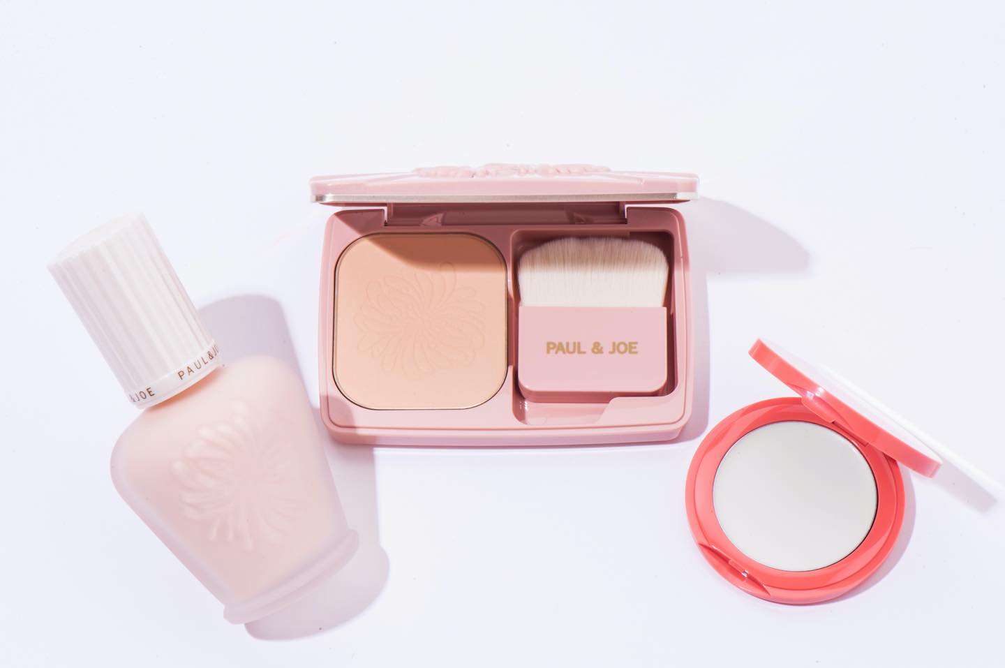 ポール & ジョー プロテクティング ファンデーション プライマー 01 SPF50+/PA++++ ¥3,500
