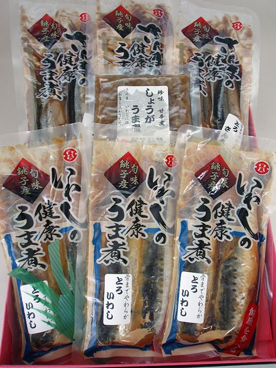 セットに入っている「しょうがうま煮」を添えて食べると、よりおいしい