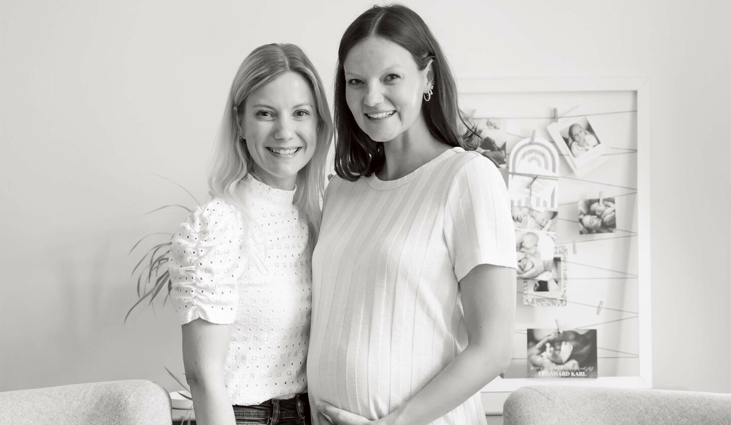 ハイデルベルク大学病院助産師、「Hallo Hebamme」主宰者のアニヤ・シュテルンさんとマリー・クオンさん