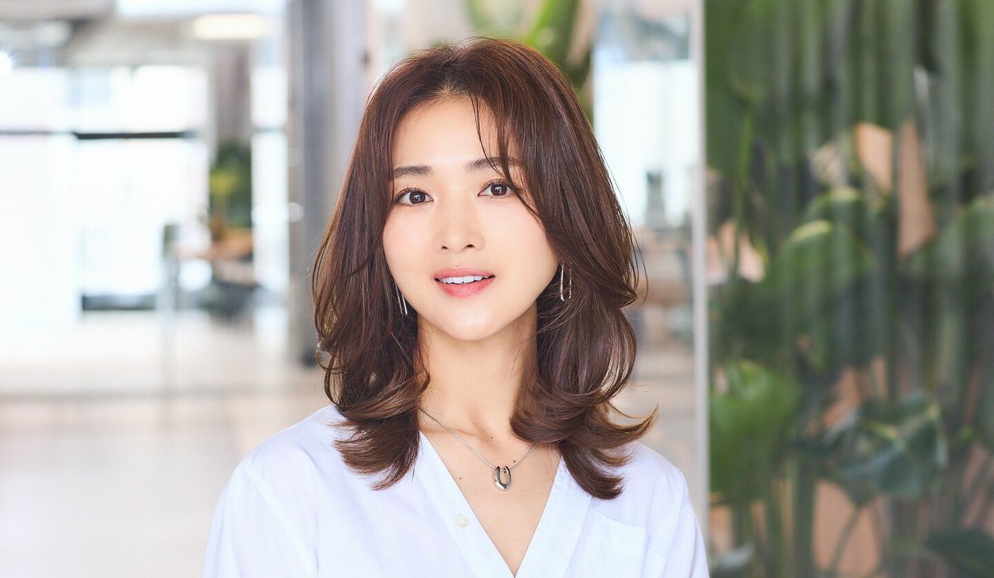 大人のヘアスタイル【ミディアムヘア編】