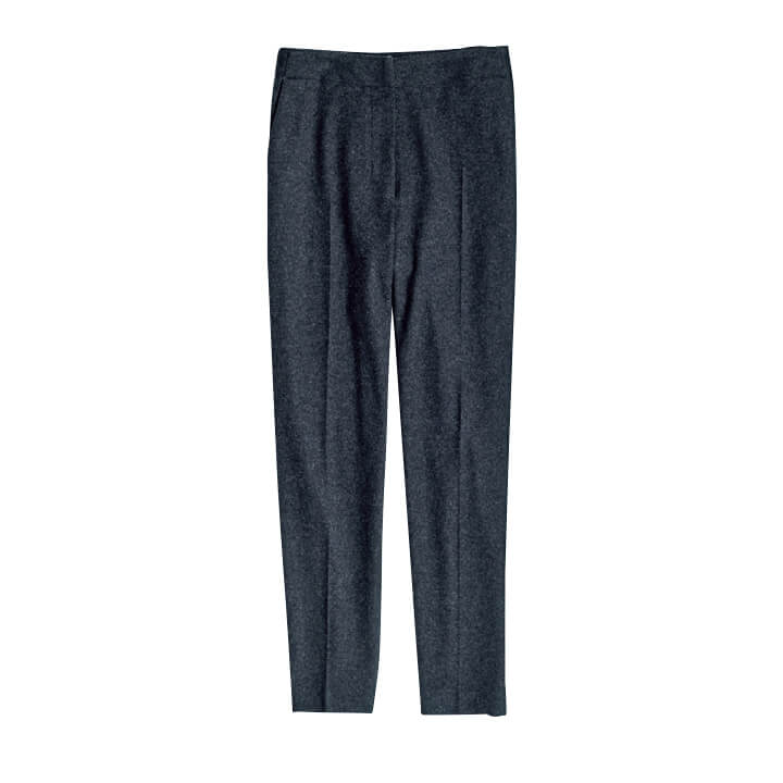 パンツ￥33,000（Theory）　[Precious2019年2月号97ページ] 