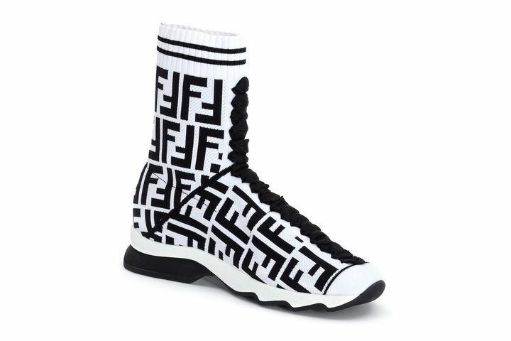 スニーカーブーツ「ロココ」¥115,000【ヒール3.5㎝】