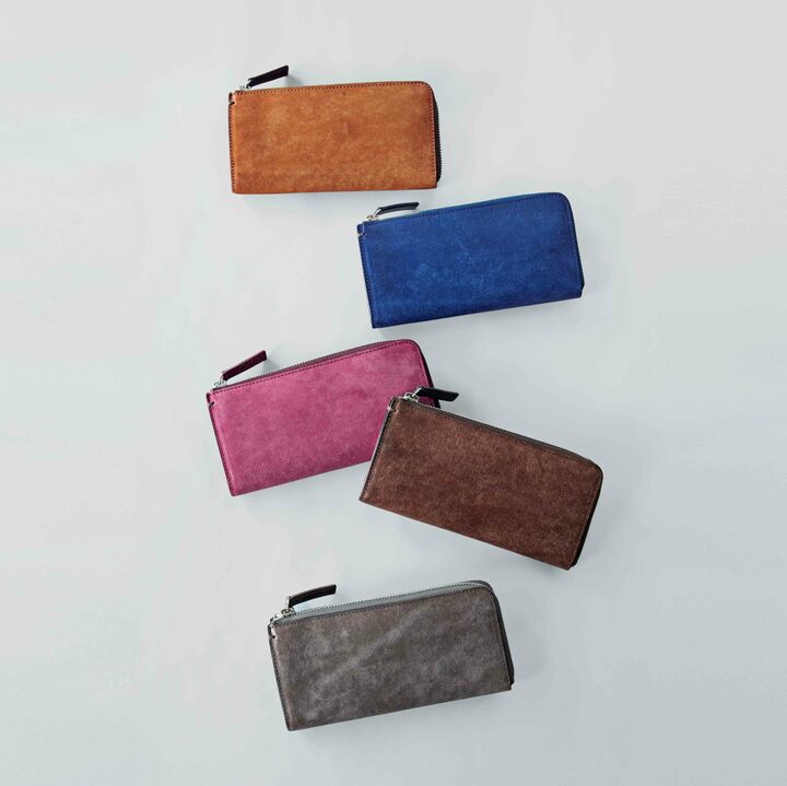 限定ハンディLファスナー［サイズ：縦8.8×横11.6×厚み19cm］  ￥35,200