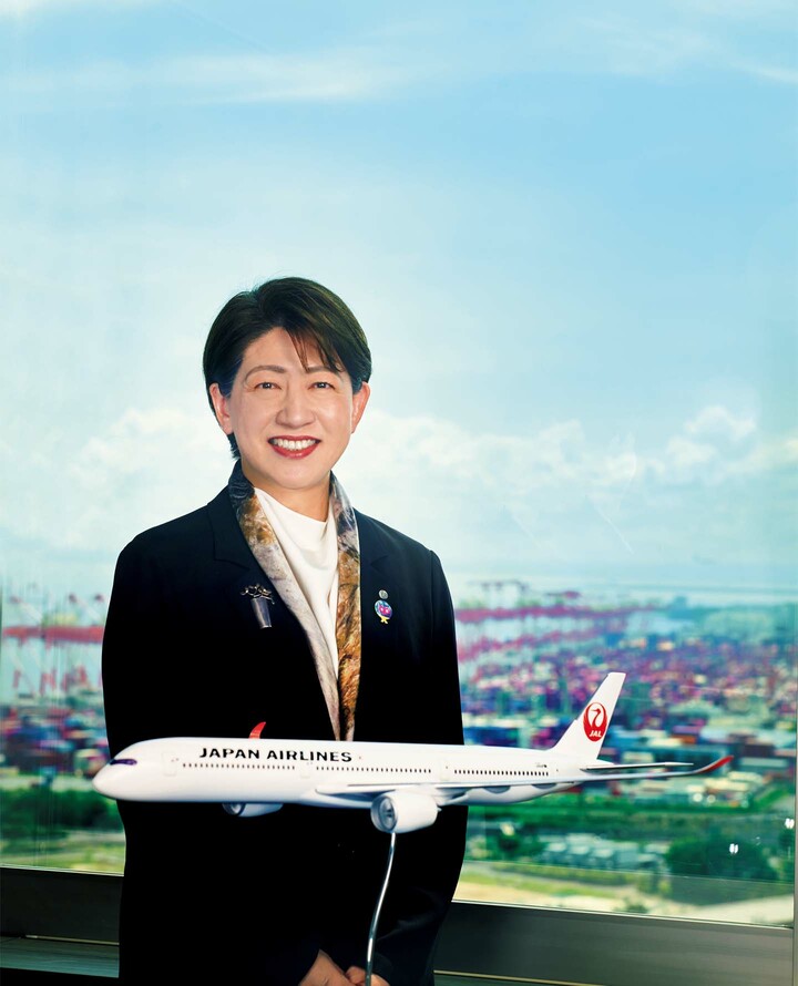 日本航空（JAL） 執行役員  カスタマー・エクスペリエンス本部　副本部長  崎原淳子さん