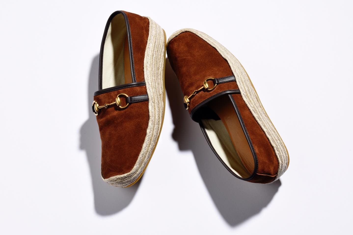 靴¥72,000(グッチ ジャパン)