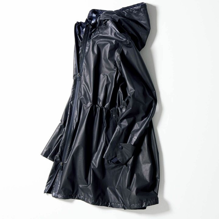 コート￥129,000［ゴアテックス シェイクドライ™］（ヘルノ・ジャパン）