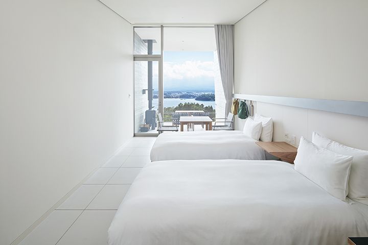 温かな空間を演出する薪ストーブ付きの「S Cabin」