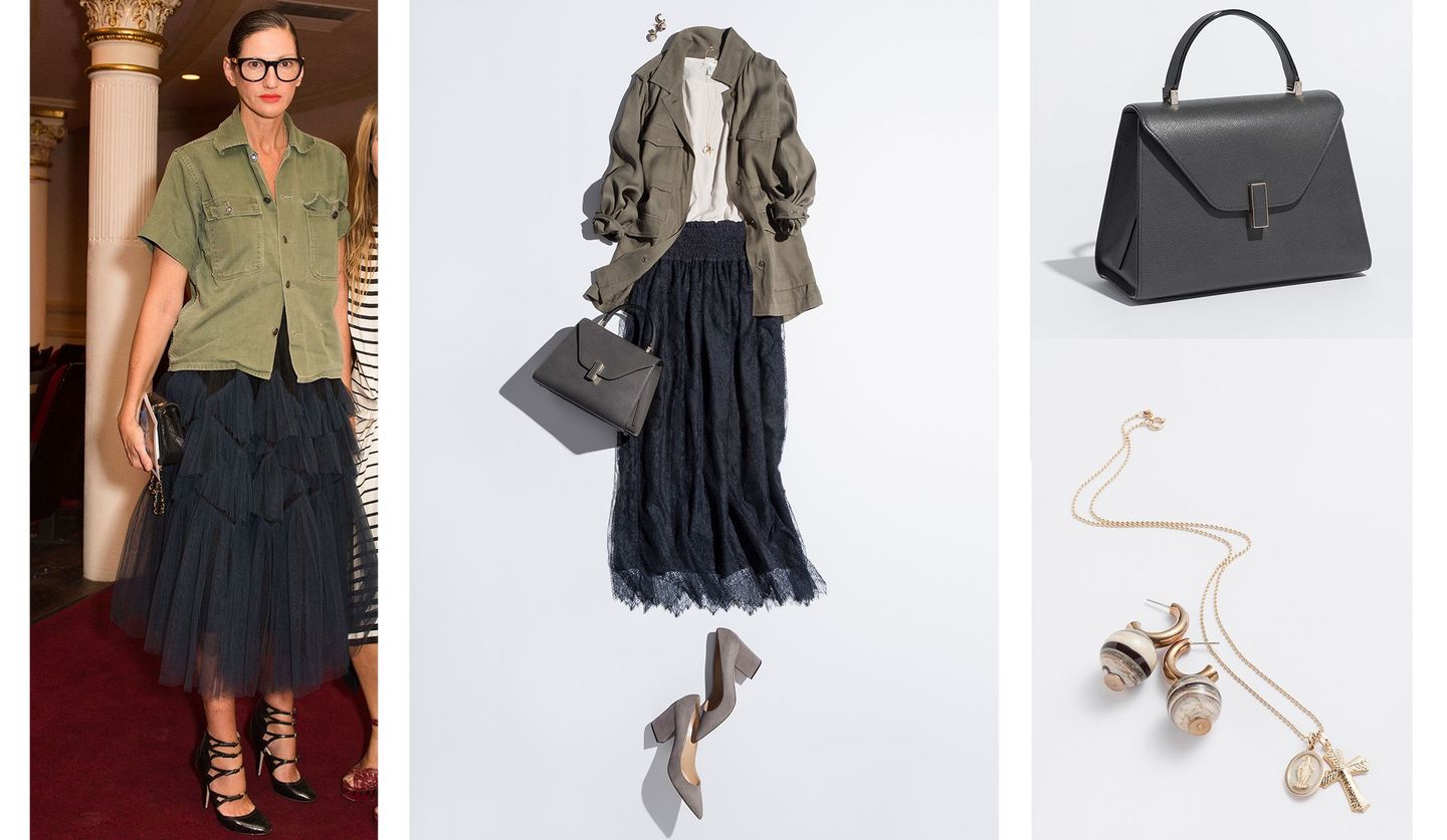 サファリスタイルのコーディネートを着た女性とコーディネートの置き写真、バッグやピアス・ネックレスの小物の写真