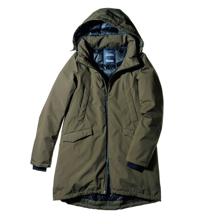 コート「ラミナー」［素材：GORE-TEXⓇ、ダウン×フェザー（中綿）］￥153,000（ヘルノ・ジャパン）　[Precious2018年10月号98ページ]